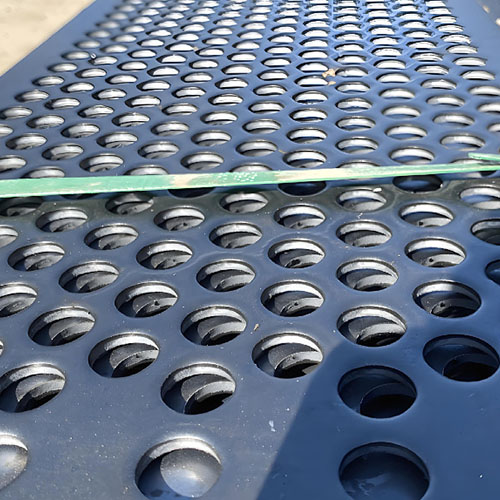 Stainless steel perforated mesh