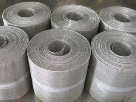 What is stainless steel wire mesh used for?