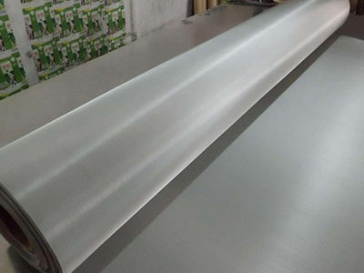 2.What is the difference between 304 and 316 stainless steel mesh?